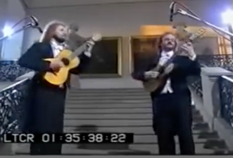 W. A. Mozart on Romantic Guitars